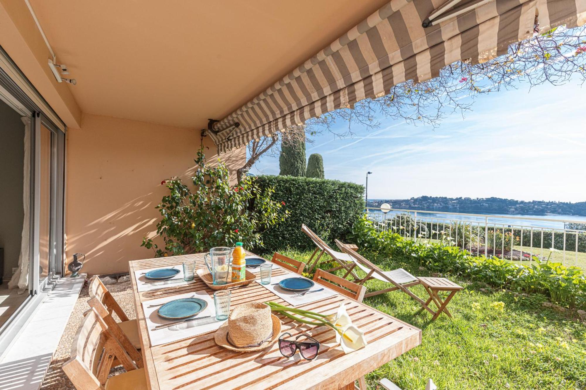 2 Bdr Villefranche-Sur-Mer Sea View Parking And Swimming Pool エクステリア 写真